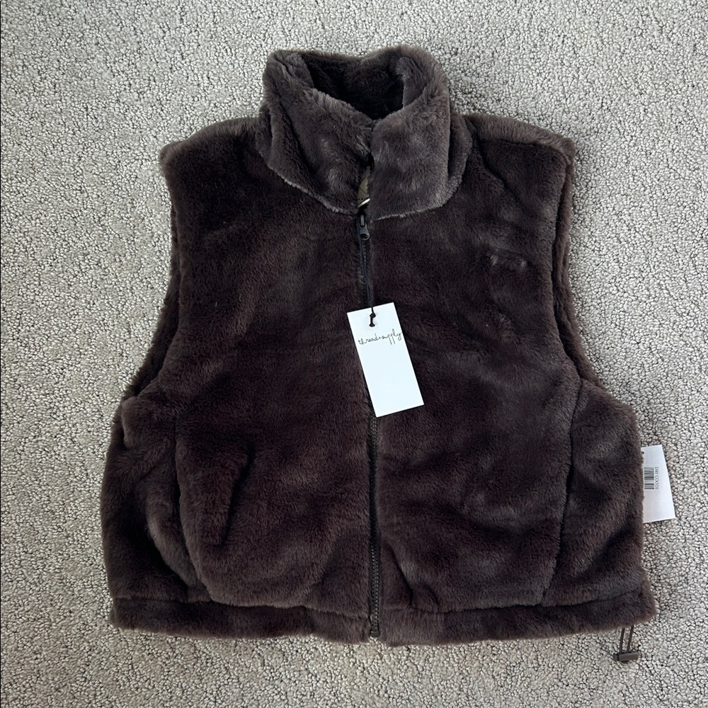 Thread & Supply Mink Faux Fur Vest Fuzzy Chocolate Brown Western Fall Small NEW